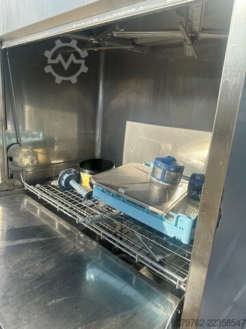 Frontlader-Geschirrspülmaschine HOBART PROFI UXT-10A