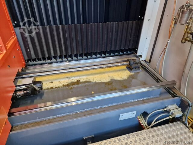 Vert. Bearbeitungszentrum / Ww 80 fach Matec 30 L