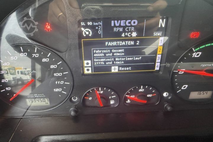 Abrollkipper Iveco 340X51Z X-Way 8x4 Hiab / Swiss-Vehicle