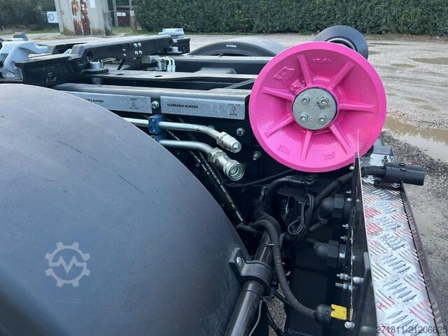 Abrollkipper IVECO IVECO X-WAY AD260 SCARRABILE