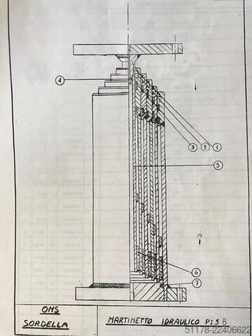 Hydraulic lifting platform for operator, load capacity 200 kg Sordella 
