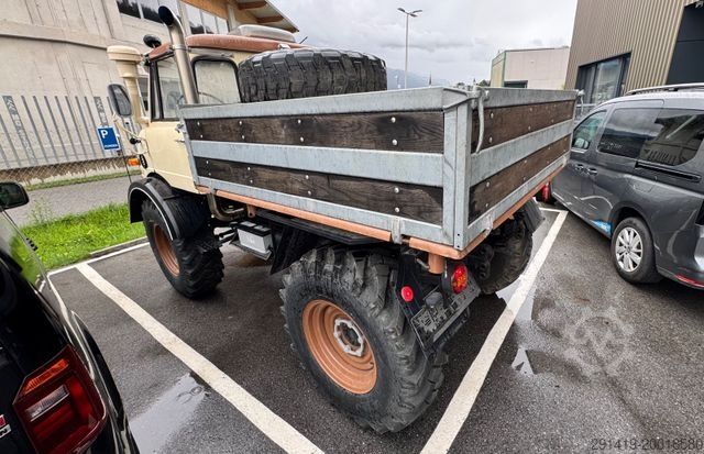 Tipper van MERCEDES-BENZ Unimog 406 Bj 1975