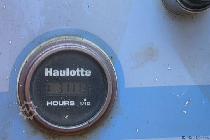 Scherenhebebühne Haulotte H12SXL As-Is, Diesel, 4x4 Drive, 12m Working Heigh