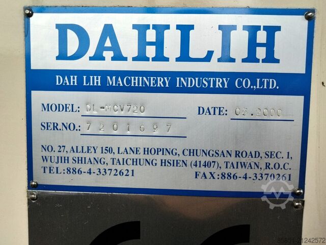 Vertikales Bearbeitungszentrum Dah Lih MCV 720