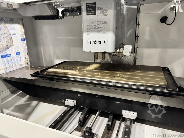 VERTIKALES BEARBEITUNGSZENTRUM HAAS VF-6/40HE