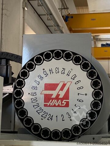 VERTIKALES BEARBEITUNGSZENTRUM HAAS VF-6/40HE