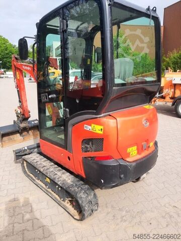 Mini excavator KUBOTA KX019-4