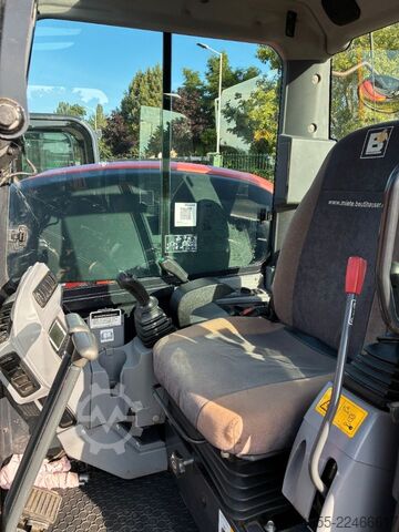 Mini excavator KUBOTA KX042