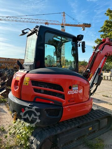 Mini excavator KUBOTA KX042