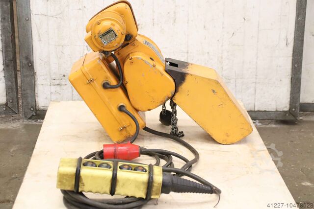 Kettenzug mit Fahrwerk 125 kg Balkancar BO 91M