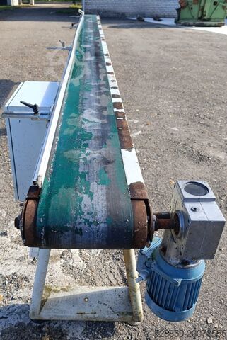 Belt conveyor  