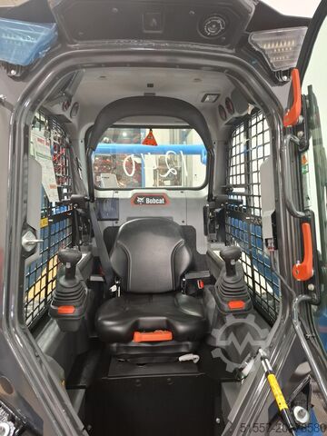 Crawler loader Bobcat T76 | 2025