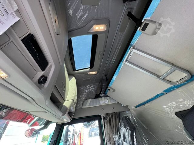 Holztransporter Iveco X-WAY 570 6x4 BL  Kurzholz-LKW Kran nach Wahl