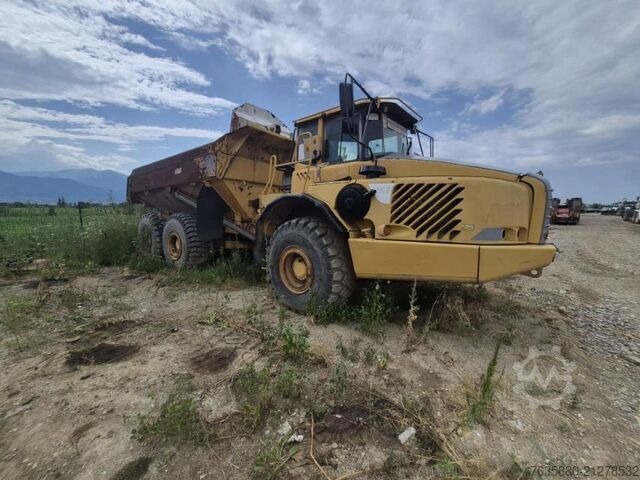 Truck mounted crane VOLVO A 35 C