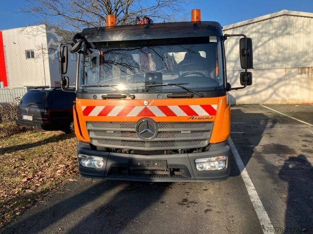 Transporter mit Kipper MERCEDES-BENZ Atego 818 K Kran Atlas Funk Standheizung 2xAHK