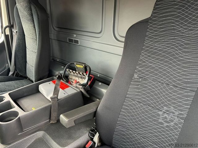 Flatbed truck MERCEDES-BENZ Atego 1221 L Pritsche Kran Palf. PK 4200 Funk