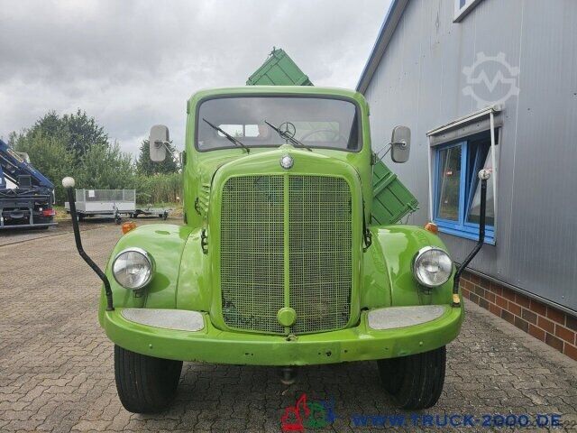 Transporter mit Kipper Mercedes-Benz LA 312 4x4 Meiller 3Seiten Kipper zGG. 7.000Kg.