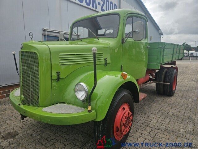Transporter mit Kipper Mercedes-Benz LA 312 4x4 Meiller 3Seiten Kipper zGG. 7.000Kg.
