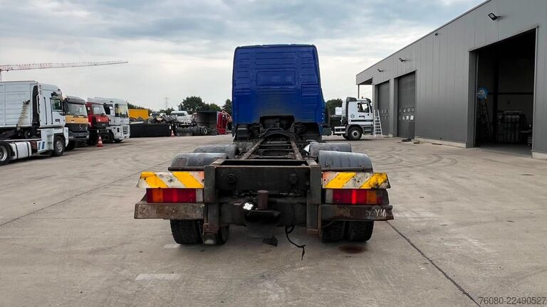 Fahrgestell mit Fahrerhaus Volvo FH 12 - 460 (LAMES / STEEL SUSPENSION / 6X4 / 2...