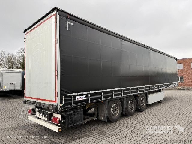 Auflieger mit Pritsche & Plane Schmitz Cargobull Curtainsider Coil Getränke
