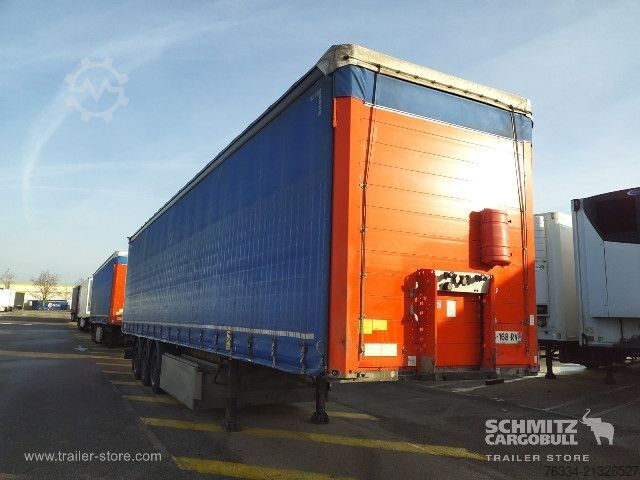 Auflieger mit Pritsche & Plane Schmitz Cargobull Semitrailer Curtainsider Standard