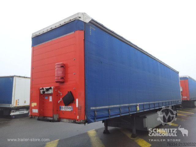 Auflieger mit Pritsche & Plane Schmitz Cargobull Semitrailer Curtainsider Standard