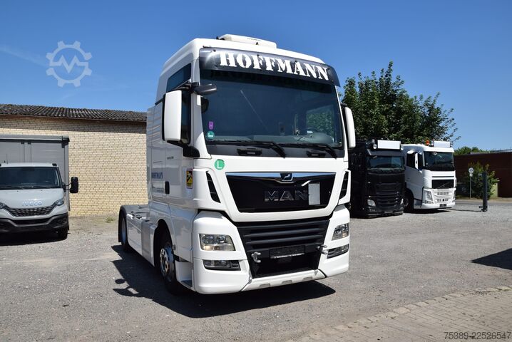 Standard tractor unit MAN TGX  18.500 XXL Klima Retarder Navi Motorschaden