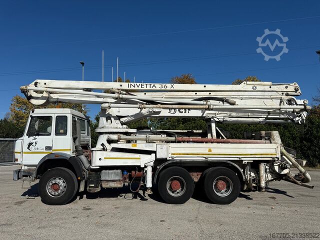 Concrete pump truck Iveco Magirus 330