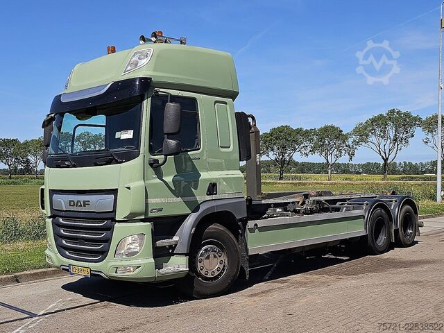 Hakenarmsystem DAF CF 450 FAS