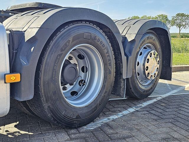 Standard-SZM VOLVO FH 500 6X2 SINGLE BOOGIE