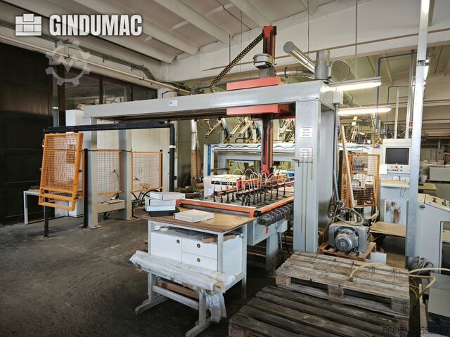 HOMAG WEEKE industrial production line for high-volume panel processing and edge-banding HOMAG WEEKE industrial production line for high-volume panel processing and edge-banding