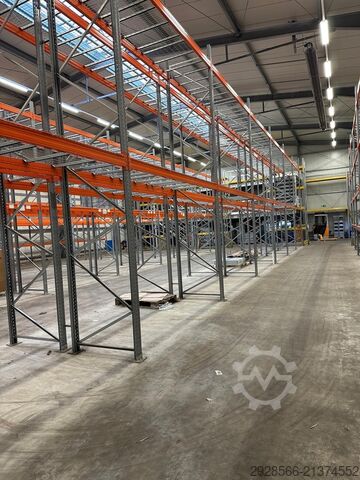 High-bay warehouse Regatix 