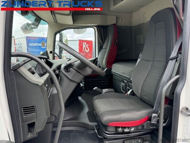 Hazardous substances Volvo FH 460 I-SAVE GLOBETROTTER,ADR,LOW KM