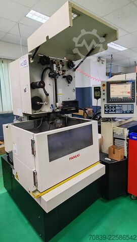 Wire eroding machine FANUC RoboCut Alpha