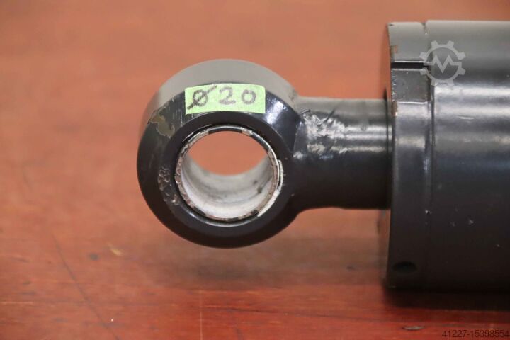 Hydraulic cylinder Faroil 6 18. Hub 160 mm