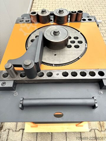 Betonstahlbiegemaschine/ GMS B 50 Betonstahlbiegemaschine GMS B 50 / Biegemaschine