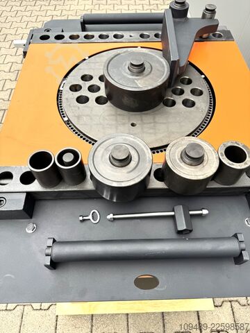 Betonstahlbiegemaschine/ GMS B 50 Betonstahlbiegemaschine GMS B 50 / Biegemaschine