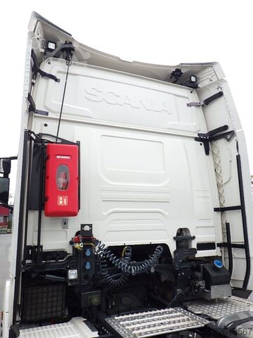 Standard SZM SCANIA R 500 A6x2/4LB New/Ret./2xTank/Vollluft/70to GGW