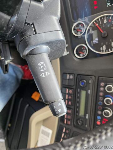 Doppeldeckerbus NEOPLAN Skyliner,81+1+1,Hochdruckkühler neu  ZF Intarder