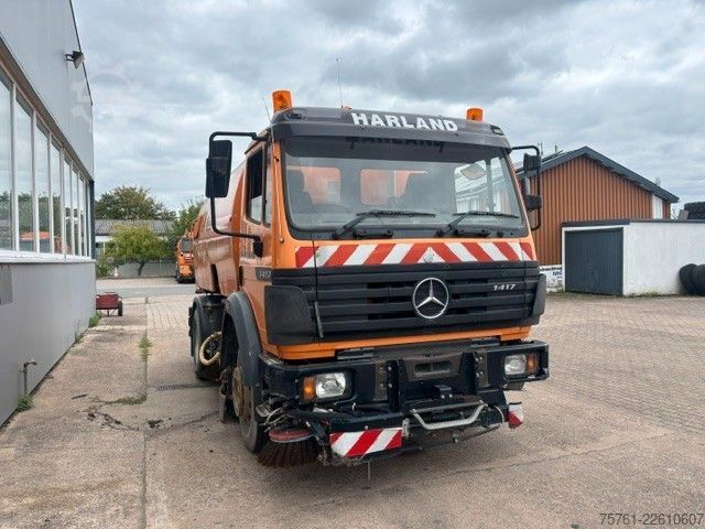Kehrmaschine MERCEDES-BENZ 1417 K  Bucher Cityfant 60
