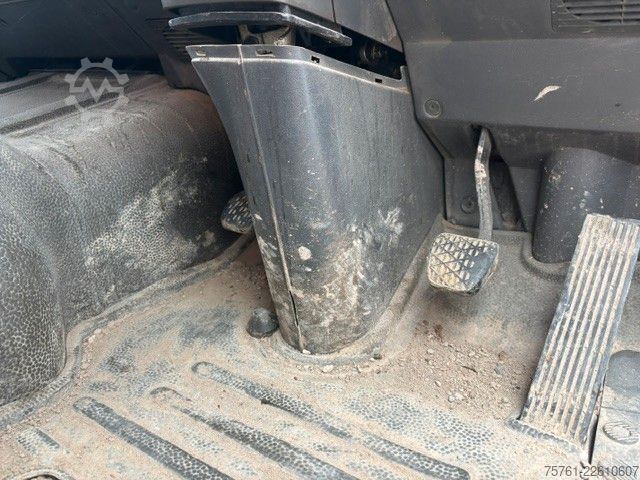 Kehrmaschine MERCEDES-BENZ 1417 K  Bucher Cityfant 60