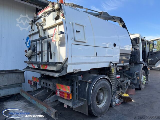 Sweeper Mercedes-Benz Axor 1829 Johnston, Versnellingsbak of tussenba...