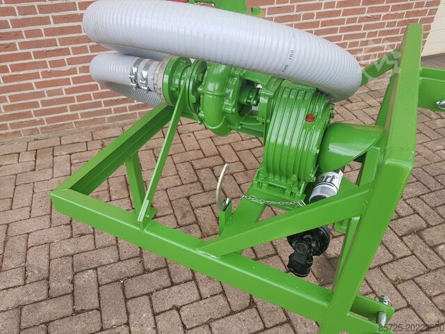 Pump  