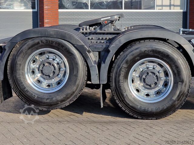 Standard-SZM Volvo FH 16.750 Globetrotter 6x4 - Lift Axle - Retard...