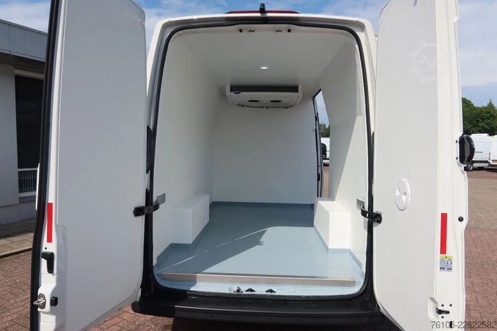 Kühlkastenwagen VW Crafter 177 PK Koel/ Vries/ Verwarmen Carrier x...