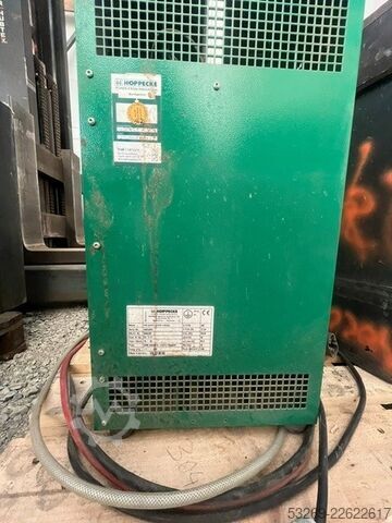 Cross-seat high-lift pallet truck Hubtex EFP 90/23-So.