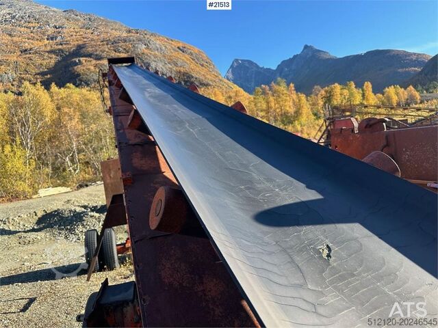 Grading plant Terex Finlay Hydrascreen screener with feed hopper