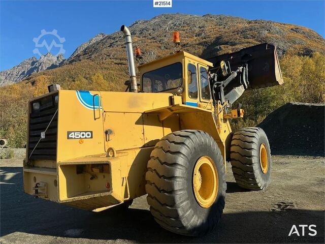 Wheel loader Volvo BM 4500 wheel loader w/ scale and bucket. WATCH VIDEO