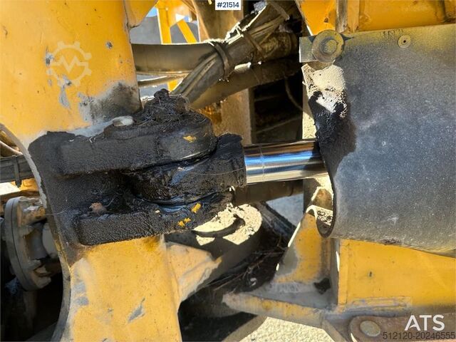 Wheel loader Volvo BM 4500 wheel loader w/ scale and bucket. WATCH VIDEO