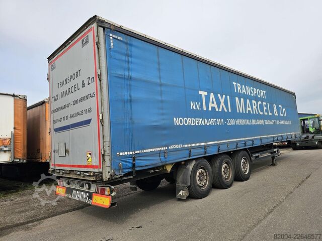 Curtain sided Kögel SN 24/ STANDARD/SAF DISC +SLIDING ROOF .